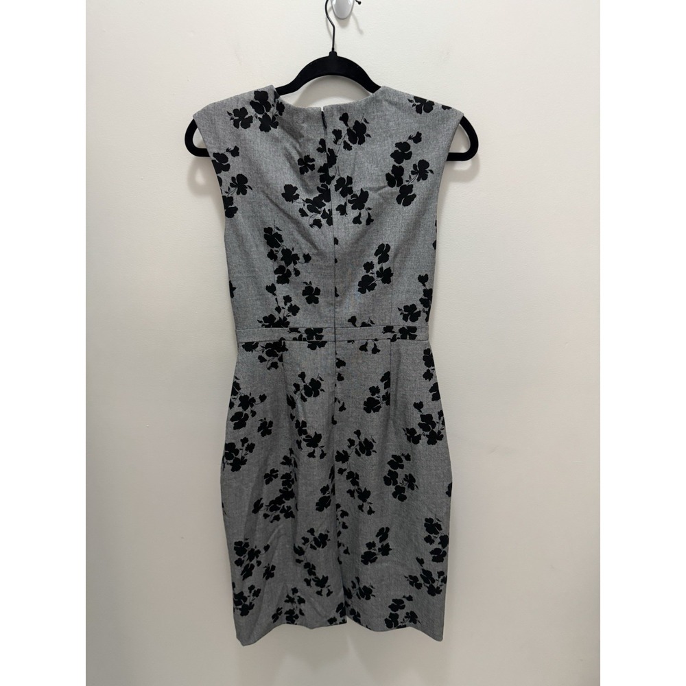 Ann Taylor Grey Black Floral Sheath Dress Size‎ 4 - Picture 5 of 9